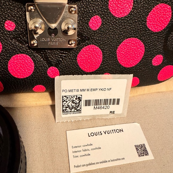 Louis Vuitton Black and Pink Crossbody Bag - Picture 12 of 16